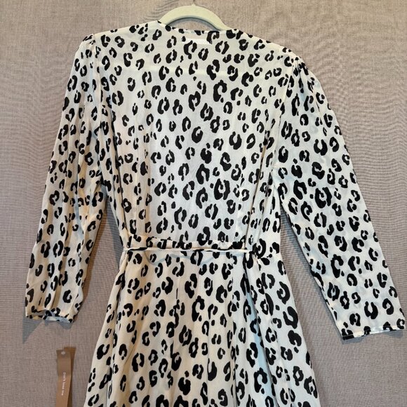 NEW Reformation Melba Wrap Dress Snow Leopard XL Long Sleeve Midi Quiet Luxury - Picture 12 of 16